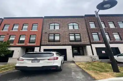 4 Chestnut Court Aurora Ontario L4G 4A4