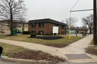 5 Hickory Street Unit# B Waterloo Ontario N2J 4L3