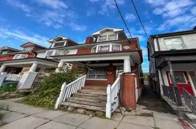1039 Ossington Avenue Toronto W02 Ontario M6G 3V9
