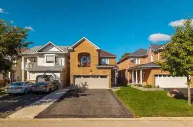 432 Woodsmere Crescent Pickering Ontario L1V 7A4