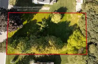 18 High Street Woolwich Ontario N3B 2M3