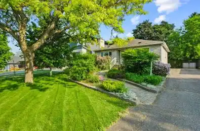 312 Mountbatten Avenue Alta Vista and Area Ontario K1H 5W3