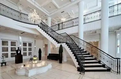 15 Greenview Avenue Unit# 1011 Toronto C07 Ontario M2M 4M7