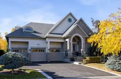 203 Hunterwood Chase Vaughan Ontario L6A 4R2