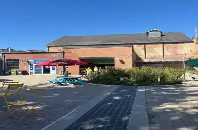 550 Bayview Avenue Unit# The Rec Hub Toronto C11 Ontario M4W 3X8