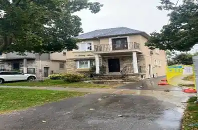 33 Rothsay Avenue Toronto W07 Ontario M8Z 4M2