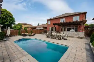 127 Sultana Avenue Toronto C04 Ontario M6A 1T6