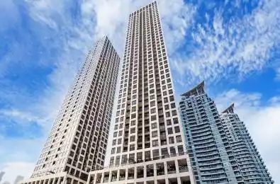 30 Elm Drive Unit# 1811 Mississauga Ontario L5A 4C3