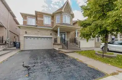 14 Ledgerock Road Brampton Ontario L6P 2L7