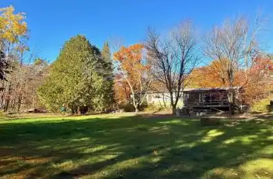 27 Chain Of Lakes Road Georgian Bay Ontario P0C 1H0