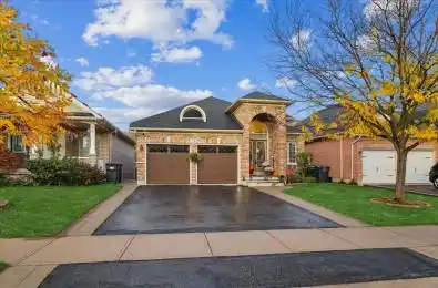 52 Mistycreek Crescent Brampton Ontario L7A 3E8