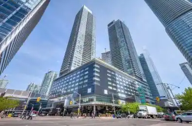 55 Bremner Boulevard Unit# 3511 Toronto C01 Ontario M5J 0A6