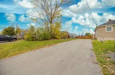 2 Ashford Place St. Catharines Ontario L2P 2E9