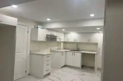 4 Lafleur Court Brampton Ontario L6Y 3L8