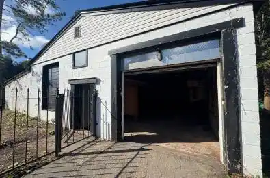 779 Indian Road Unit# Garage Mississauga Ontario L5H 1R4