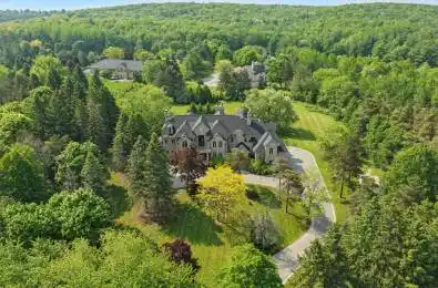 443 Dearbourne Avenue King Ontario L7B 1A3