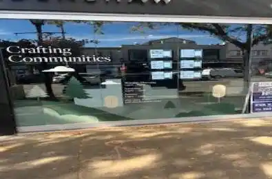 72 Lakeshore Road Mississauga Ontario L5G 1E1