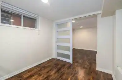 494 Northcliffe Boulevard Unit# Lower Toronto C03 Ontario M6E 3L5