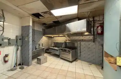 8 Glen Watford Drive Unit# F9 Toronto E07 Ontario M1S 2C1