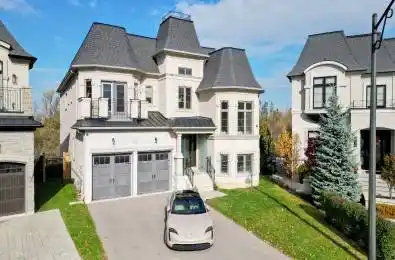 56 Ria Court King Ontario L7B 0N5