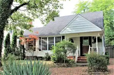 18 Castlereagh Street Niagara-on-the-Lake Ontario L0S 1J0