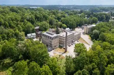 140 West River Street Unit# 402 Brant Ontario N3L 3E2