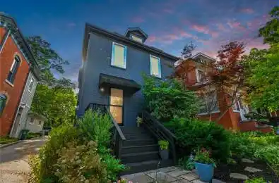 35 MOUNTAIN Avenue Hamilton Ontario L8P 4E8