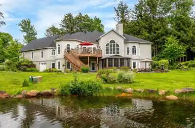 87 Deerfoot Trail Huntsville Ontario P1H 0A7