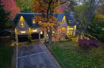 224 Donnelly Drive Mississauga Ontario L5G 2M4