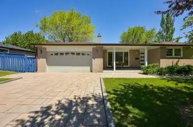 15 Flavian Crescent Brampton Ontario L6T 3P2