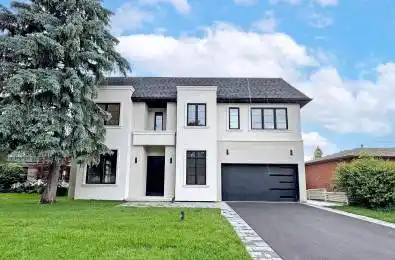 32 Cossar Avenue Aurora Ontario L4G 3N8