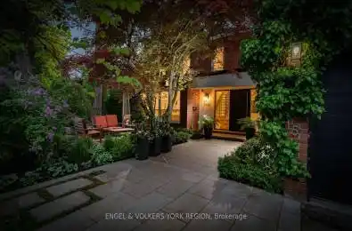 15 Silvergrove Road Toronto C12 Ontario M5L 2N5