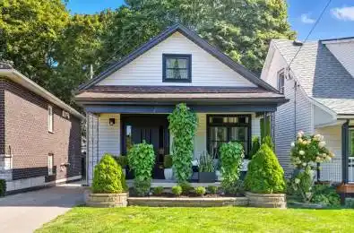 107 Cromwell Avenue Oshawa Ontario L1J 4T5