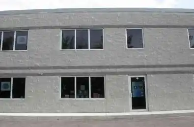 1235 Journey's End Circle Unit# 06 Newmarket Ontario L3Y 4X7