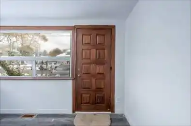 4550 HOMEWOOD Avenue Niagara Falls Ontario L2E 4X8