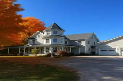 25 Prinyers Cove Crescent Prince Edward County Ontario K0K 2T0