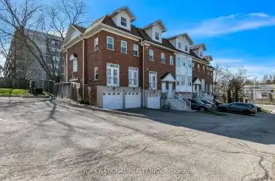 12 Loring Doolittle Court Unit# 12 Aurora Ontario L4G 7Y8