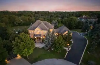 2 Prince Adam Court King Ontario L7B 1M1