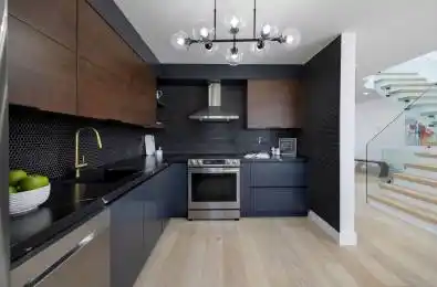 5090 FAIRVIEW Street Unit# 50 Burlington Ontario L7L 7H5