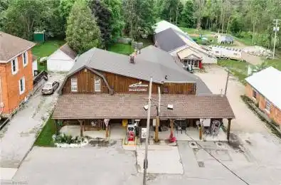 3064 PATRICK Street Howick Ontario N0G 1V0