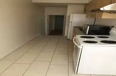 413 Spadina Avenue Unit# 301 Toronto C01 Ontario M5T 2G6