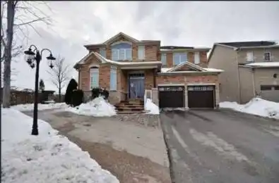 91 Magpie Crescent Vaughan Ontario L4H 2A4
