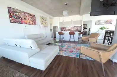 552 Wellington Street Unit# 1305 Toronto C01 Ontario M5V 2V1