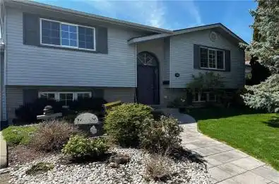 18 Ross Street Norfolk Ontario N0E 1Y0