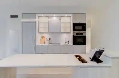 11 Yorkville Avenue Unit# 1403 Toronto C02 Ontario M4W 0B7