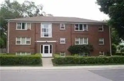55A Long Branch Avenue Unit# 102 Toronto W06 Ontario M8W 3J1