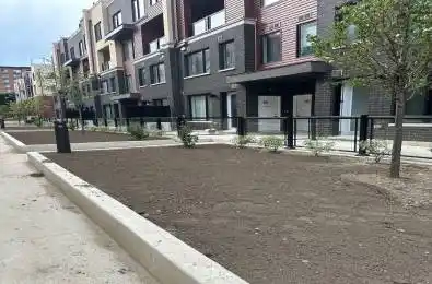 3546 colonial Drive Unit# 7 Mississauga Ontario L5L 0C1