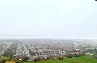 3883 Quartz Road Unit# 1806 Mississauga Ontario L5B 0M4