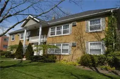 2211 New Street Unit# 1 Burlington Ontario L7R 1H9