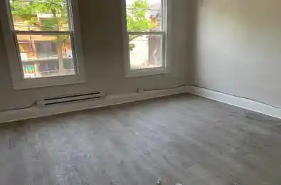 461 Parliament Street Unit# #201 Toronto C08 Ontario M5A 3A3